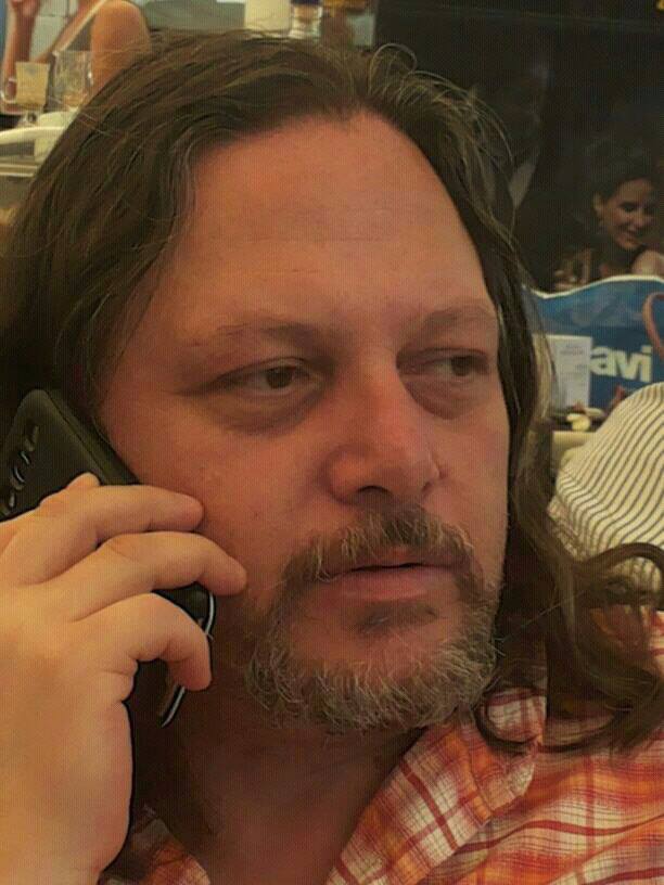 Публикуването на досието на Нидал Алгафари е застрашило живота на семейството му в Сирия