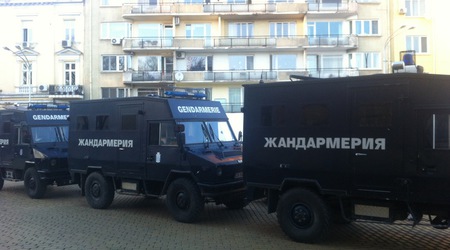 Полиция в центъра на София заради събиращия се Луков марш