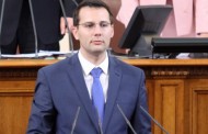 Работата в парламента отново тръгна със скандали (ОБНОВЕНА)