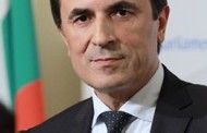 Пламен Орешарски се кандидатира за Президент