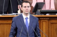 Депутатът от ДПС Станислав Анастасов съди лидера на ДСБ Радан Кънев за 15 000 лв.
