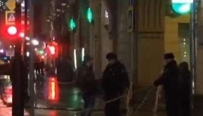 Взрив на автобусна спирка в Москва рани трима души
