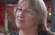Открийте 10-те разлики: Цецка Цачева и нейната двойничка