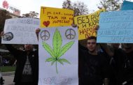 Стотици на марша за европейско правосъдие, десетина контри пробваха да попречат на протеста