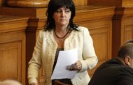 Караянчева за убийствата: Случва се във всяка държава