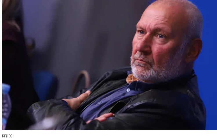 Проф. Николай Овчаров: Някой си Настимир Ананиев се гаври с български професори и генерали. Хайде, баста!