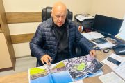 Завърши основният ремонт на покрива на ОУ „Св. Иван Рилски“ в с. Искрец. Община Своге продължава с развитието на образователната и спортната инфраструктура в селото
